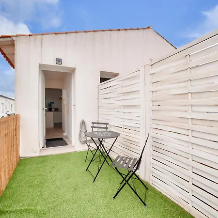 Lägenhet 180m De La Plage, Quartier Anime 2 Personnes