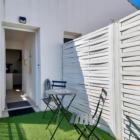 Lägenhet 180m De La Plage, Quartier Anime 2 Personnes