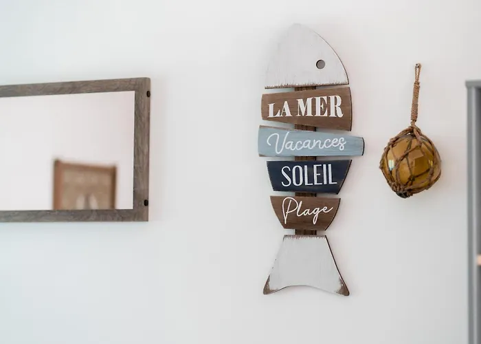 Appartement 180m De La Plage, Quartier Animé 2 Personnes